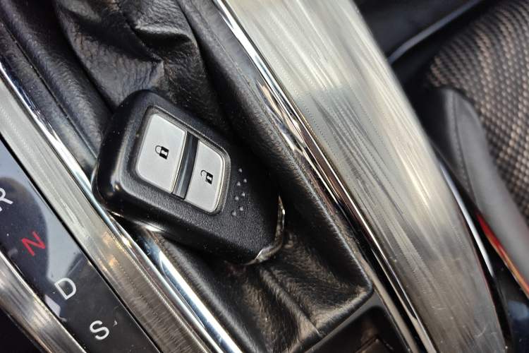 Used Honda XR-V 2017 1.8L EXi CVT Comfort Version
