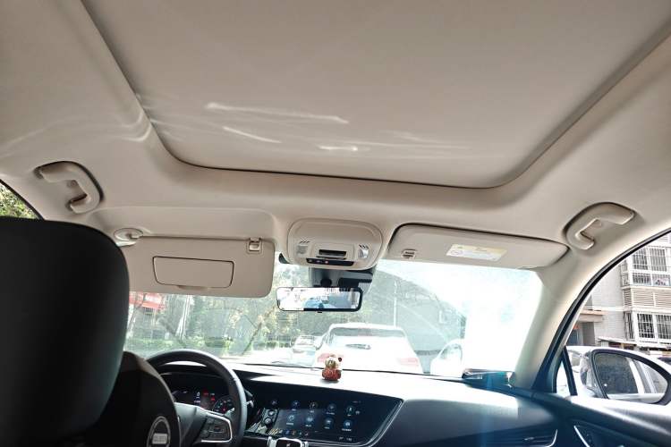 Used Buick Envision 2022 Encore Plus 652T Five-Seat Luxury Model