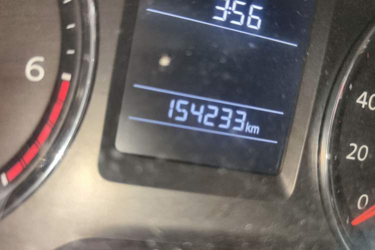 Used Volkswagen Lavida 2013 1.6L Automatic Comfort Edition
