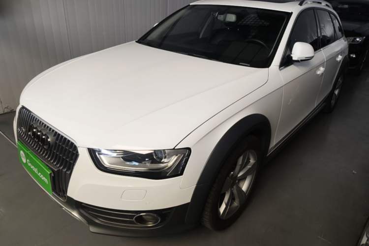 Audi A4 2014 40 TFSI allroad quattro plus version usata