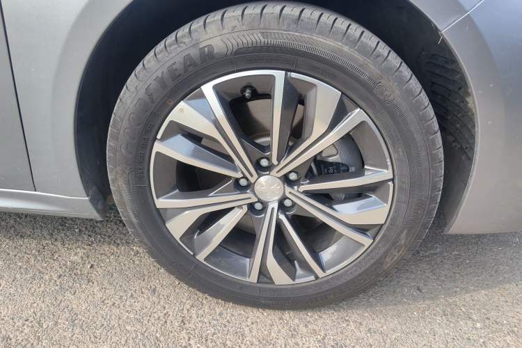 Used Peugeot 508 2021 508L 360THP PureTech Pioneer Edition Right Front Wheel Hub