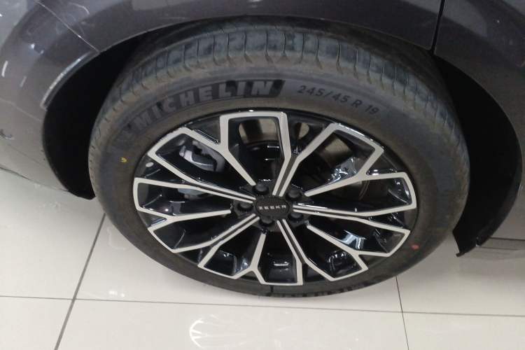 Used Zeekr 007GT 2025 Long-Range Rear-Wheel Drive Intelligent Driving Version 100 kWh Exterior 5