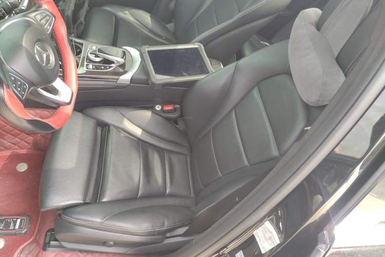 Used Mercedes-Benz GLC 2019 GLC 260 4MATIC Luxury Model Left Front Seat