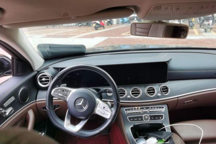 Used Mercedes-Benz E-Class 2019 E 260 L Sport Edition Steering Wheel