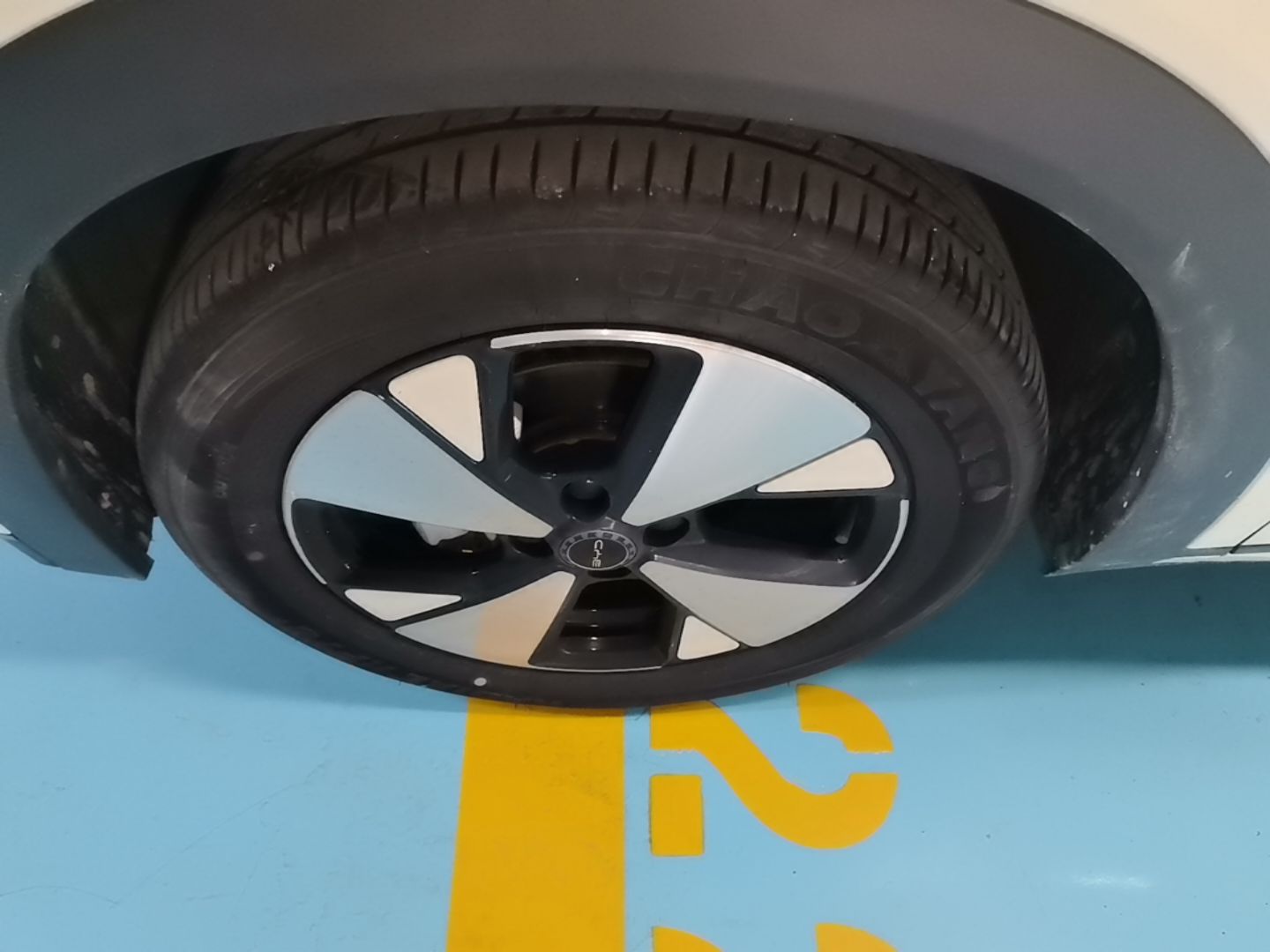 BYD Dolphin 2023 420 km Fashion Edition — снимка 10