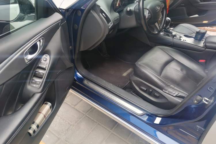 Used Infiniti Q50L 2016 2.0T Ambition Edition