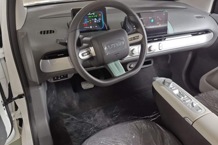 Used Changan Lumin 2025 205 km Xiangqin Version