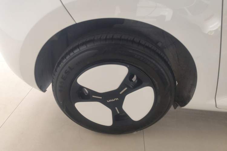 Used CHANGAN NEVO Lumin 2023 205km Xiangqin Version Exterior 5