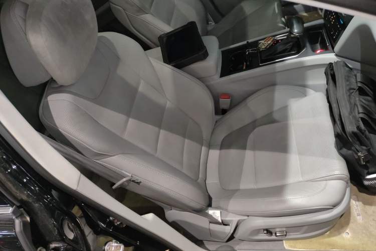 Used Hongqi H7 2019 2.0T Flagship Edition