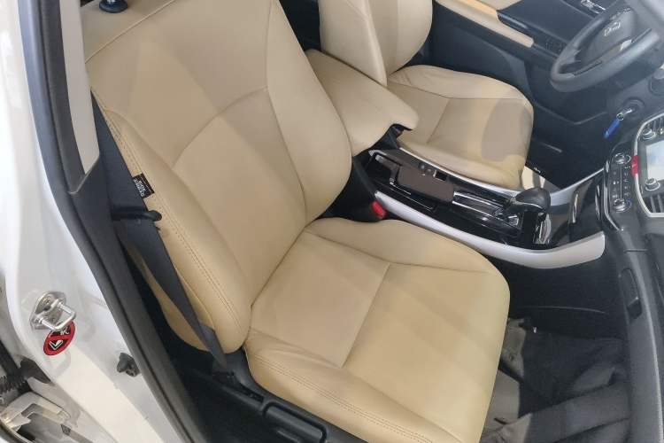 Used Honda Accord 2016 2.0L Comfort Edition Right Front Seat