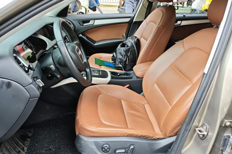 Used Audi A4L 2012 2.0 TFSI automatic standard version