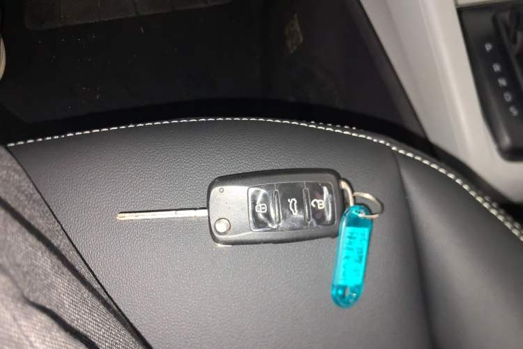 Used Skoda Fabia 2017 1.4L Automatic Car Enjoy Edition
