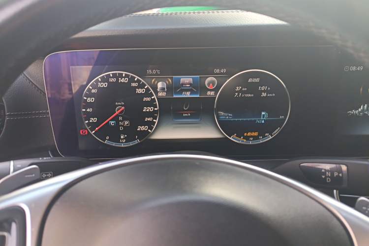 Used Mercedes-Benz E-Class 2016 E 300 L Sporty and Stylish Model
