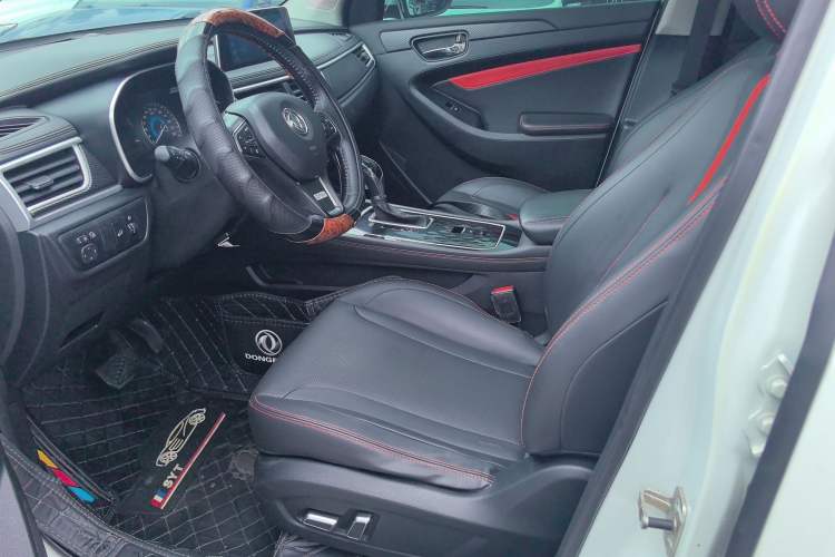 Used Dongfeng Fengon 580 2021 Revised ☆ Star Edition 1.5T Automatic Luxury Version Left Front Seat