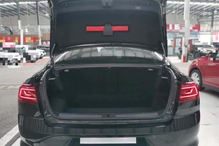 Used Volkswagen Magotan 2023 2 Million Units Commemorative Edition 330TSI DSG Luxury Version
