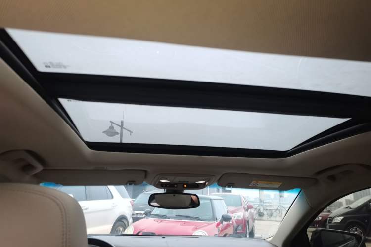 Used Cadillac XTS 2017 28T Tech Edition Headliner