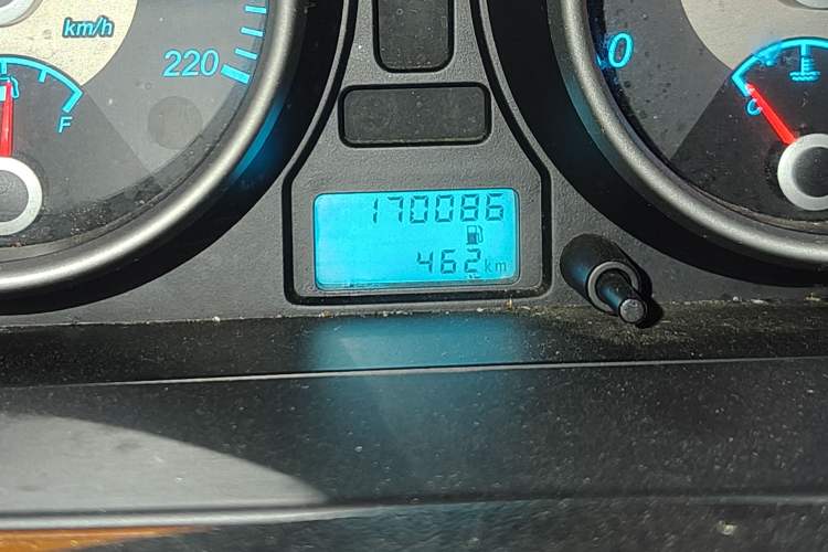 Used Buick Excelle 2013 1.5L Manual Luxury Model Odometer Close Up