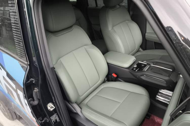 Used Chery Fulwin X3 2025 Model 520 Zhishang Edition Right Front Seat