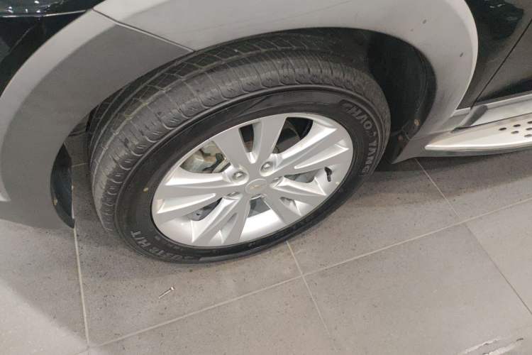 Used Chevrolet Captiva 2015 2.4L 4x4 Flagship Edition 7-Seater