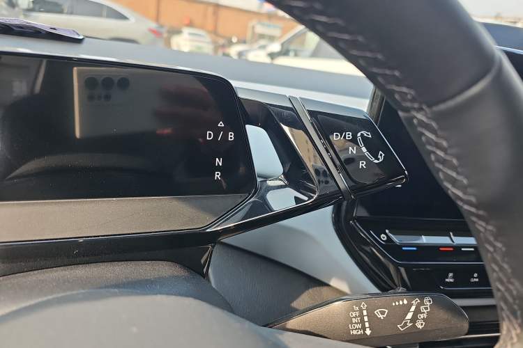 Used Volkswagen ID.4 X 2024 Pure & Smart Edition