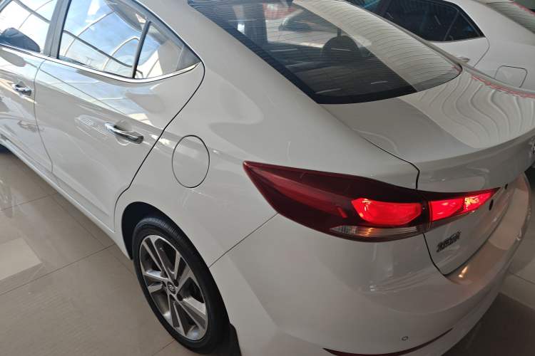 Used Hyundai Elantra (6th Generation / Lingdong) 2016 1.6L Automatic ZhiXuan – Elite Version