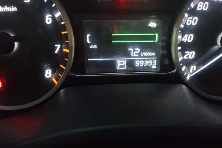 Used Nissan Sylphy 2016 1.6 XL CVT Deluxe Edition Odometer Close Up