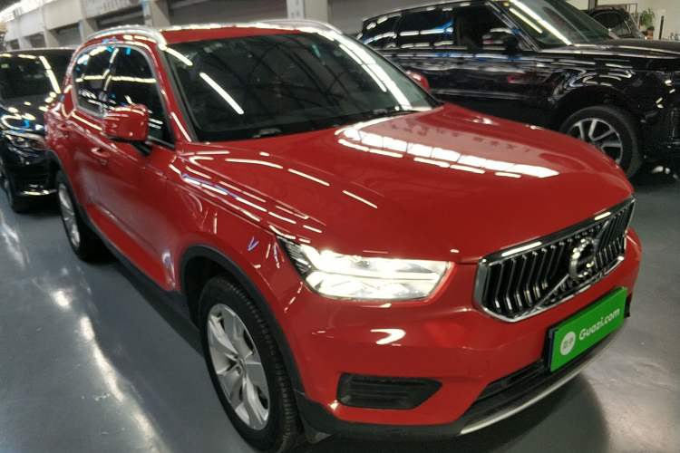 Used Volvo XC40 2021 T4 4x4 SmartDrive Fashion Edition
