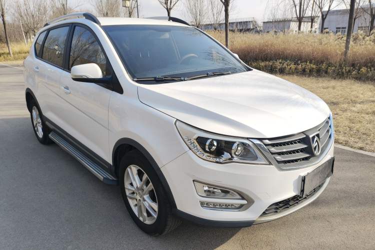 Used Baojun 560 2016 1.8L Manual Comfort Edition