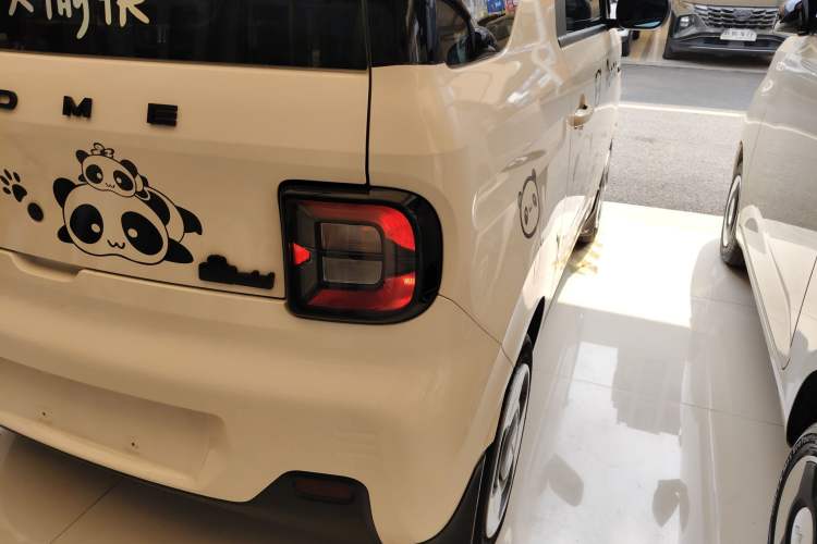 Used Geely Galaxy Panda 2023 Panda Mini 200km Dynamic Bear Right Rear Taillight