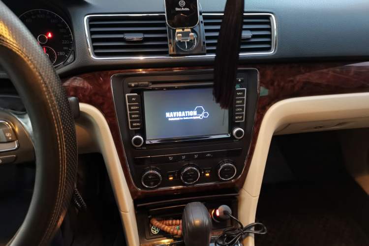 Used Volkswagen Passat 2011 1.8TSI DSG Prestige Edition