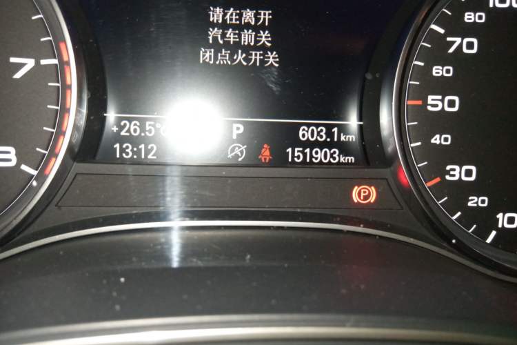 Used Audi A6L 2018 35 TFSI Collector's Edition Odometer Close Up