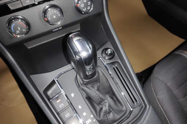 Used Volkswagen Lavida 2021 1.5L Automatic Vision Edition
