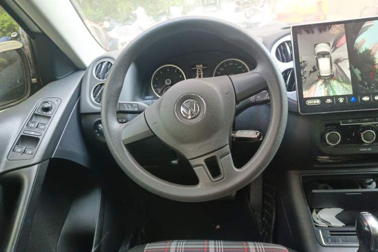 Used Volkswagen Tiguan 2016 280TSI Automatic Two-Wheel-Drive Silk Road Style Edition
