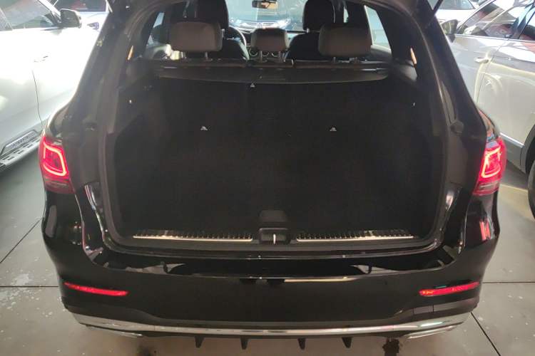 Used Mercedes-Benz GLC 2020 GLC 300 L 4MATIC Dynamic Edition
