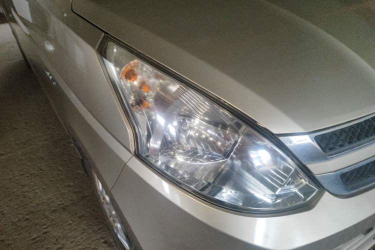 Used Wuling Rongguang V 2016 1.5L Standard Version
