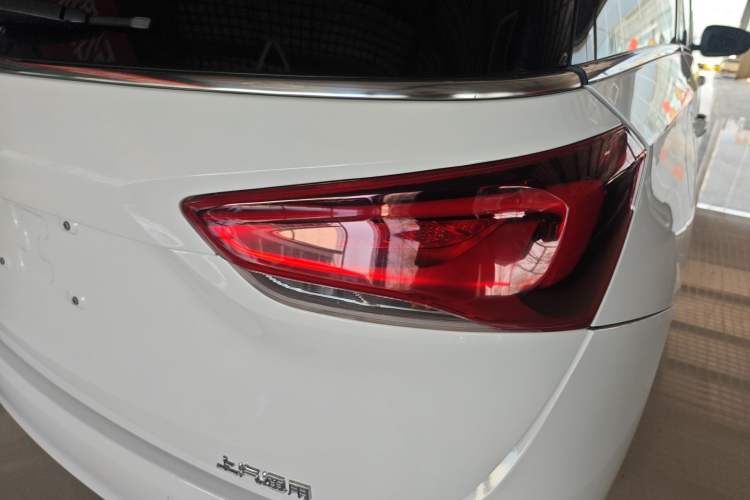 Used Buick GL6 2019 18T 6-Seater Connected Luxury Version China VI Standard