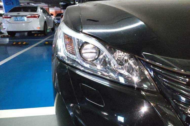 Used Toyota Crown 2018 2.0T Fashion Edition Right Front Headlight