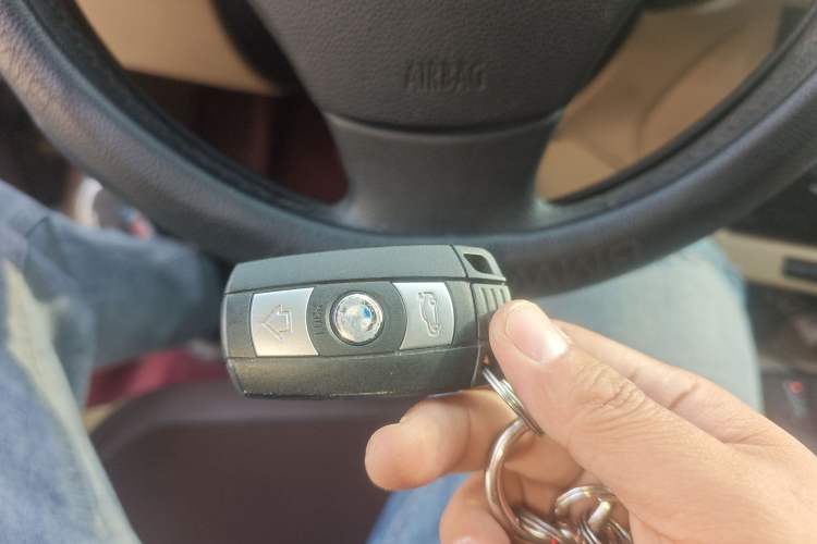 Used BMW X1 2010 sDrive18i Luxury Model