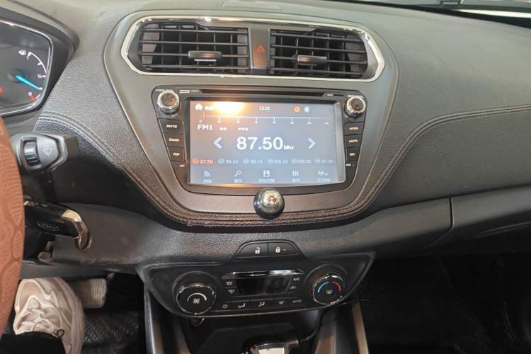 Used Ford Escort 2015 1.5L Automatic Fashion Model