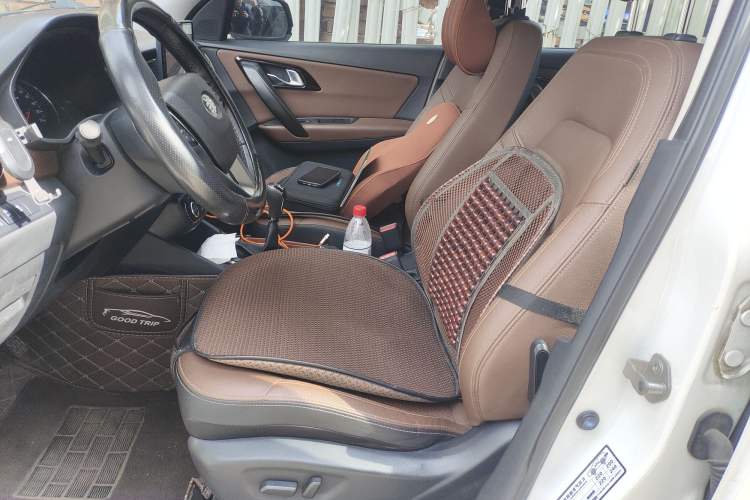 Used FAW Senya R7 2016 1.6L Manual Luxury Version
