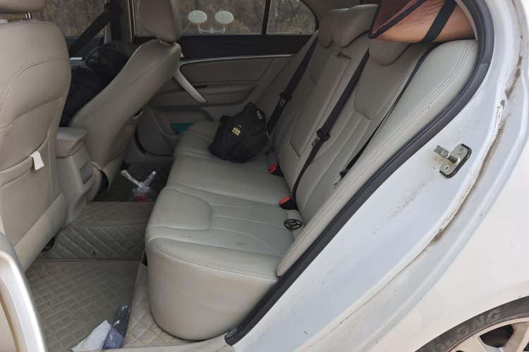 Used Geely Auto Emgrand 2016 Sedan 1.5L Manual Luxury Model