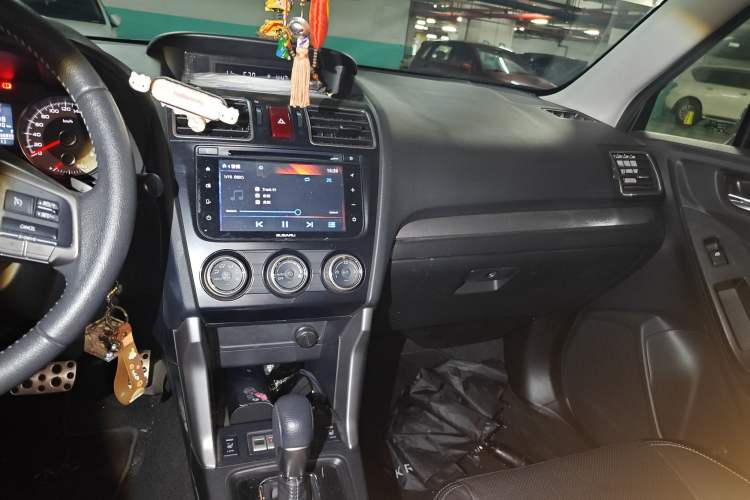 Used Subaru Forester 2015 2.0i Special Edition Commemorative Model Audio And AC Panel