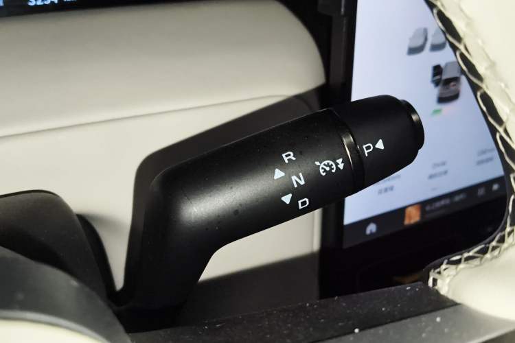 Used iCAR V23 2025 401 Two-Wheel Drive Intelligent Driving Version