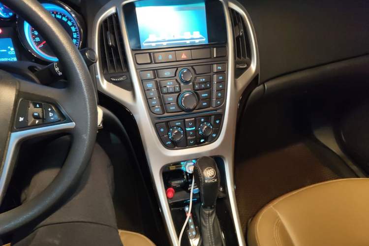 Used Buick GT 2013 GT 1.6T Automatic Fashion Sport Edition
