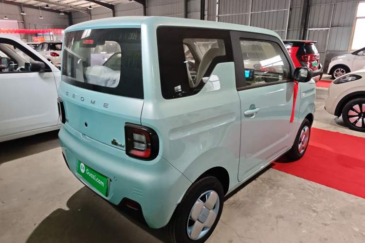 Used Geely Galaxy Panda 2024 Panda Mini 200km Endurance Bear
