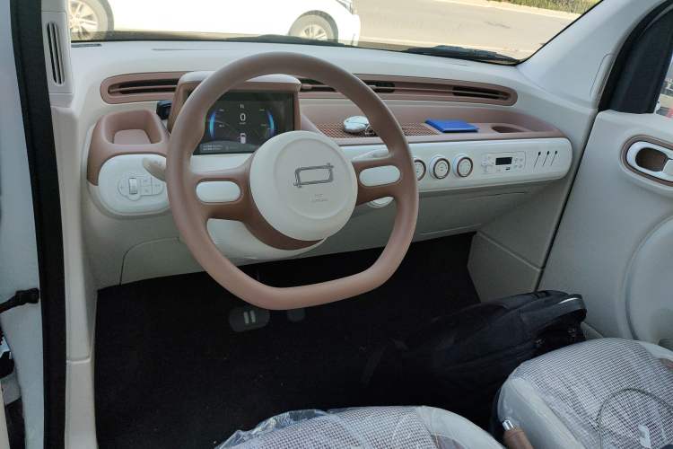 Used Bestune Pony 2026 222km Colorful Horse Center Console