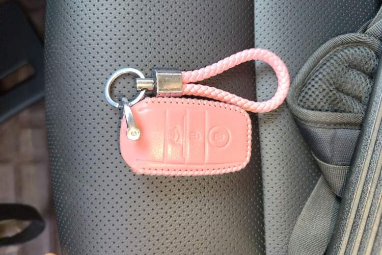 Used Kia KX Cross 2017 1.4L AT GLS
