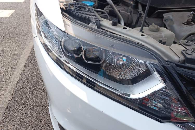 Used Honda Jade 2014 1.8L CVT Luxury Edition 5 seats
