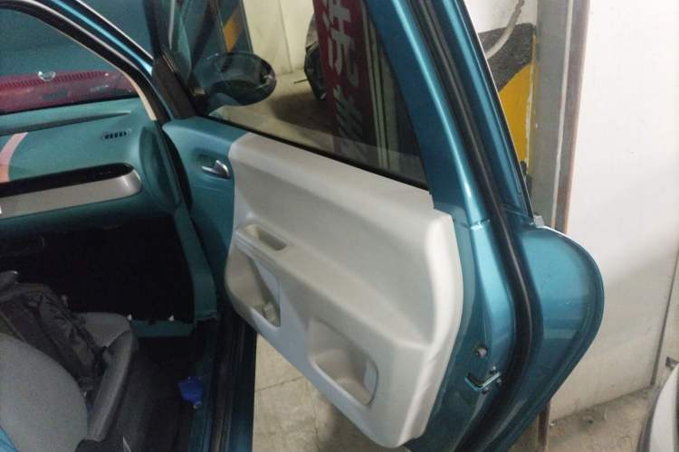 Used Changan Lumin 2022 210km Sweet Edition
