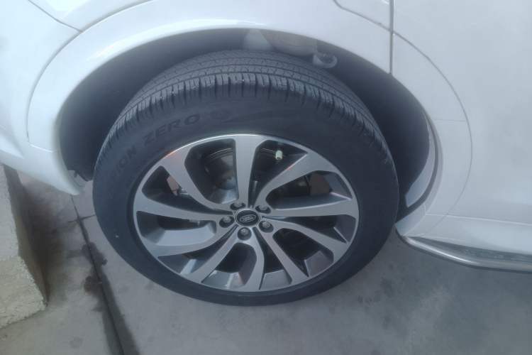 Used Land Rover Discovery Sport 2022 Revised Version 249 PS R-Dynamic S Performance Edition 5 Seats
